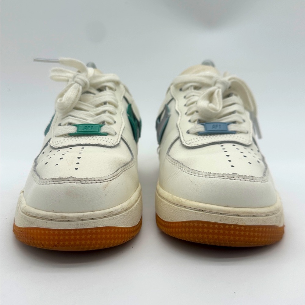 Nike Air Force 1 Vandalized Womens Size 7 White Leather Green Gray Split Logo - Picture 7 of 13